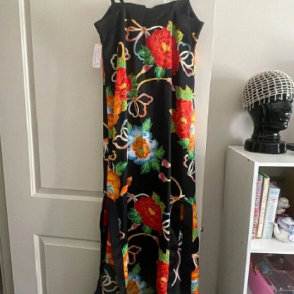 70s Hawaii Floral Maxi Dress - Picture 6 of 6